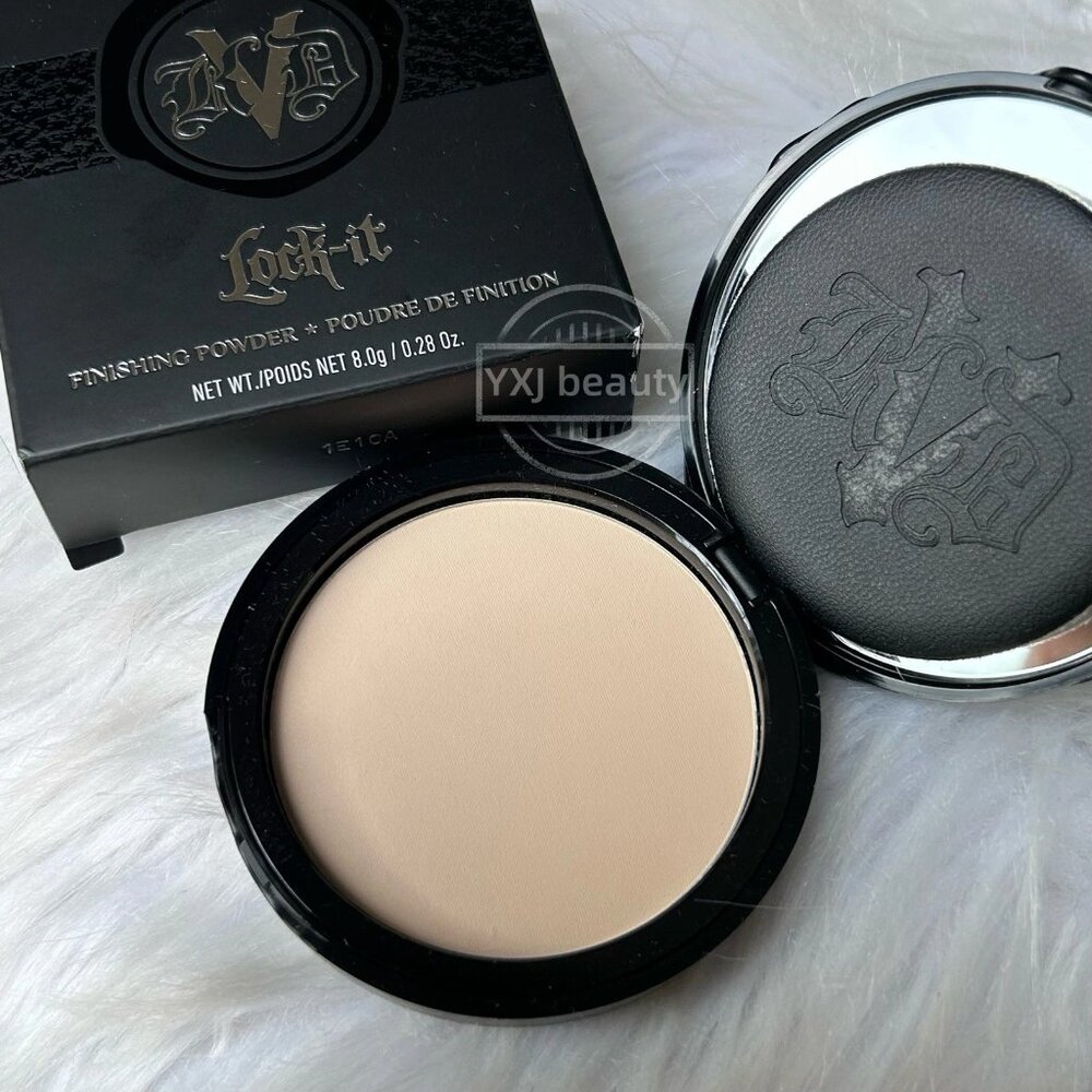 KVD Lock-It Mattifying Finishing Powder~Light~Full Size 8 g/0.28 oz